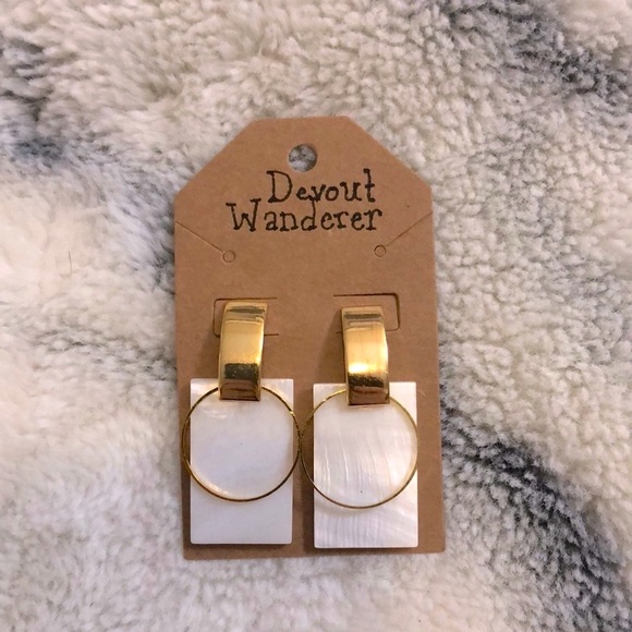 Artemis Inspired Handmade Earrings - Picture 1 of 7